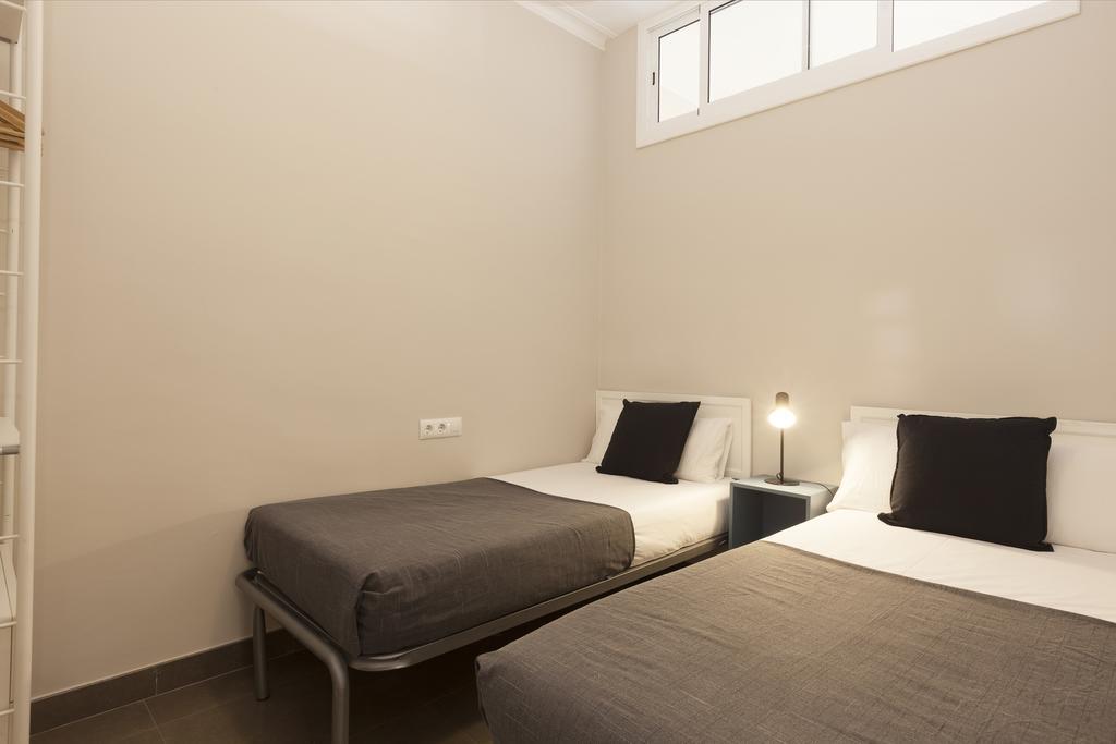 Superior Apartment,184908243:JPEG